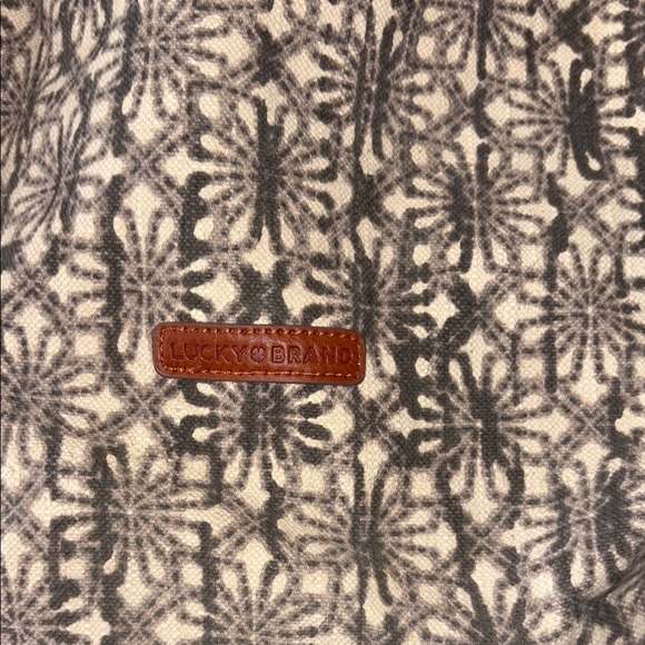 Take A Trip Lucky Brand Tote - Picture 5 of 5